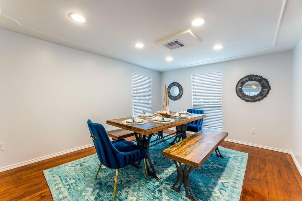 5/3 With A Heated Pool 2 Min From Beach, Updated Galveston Exteriör bild