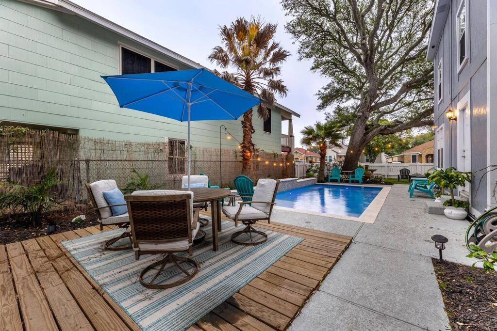 5/3 With A Heated Pool 2 Min From Beach, Updated Galveston Exteriör bild