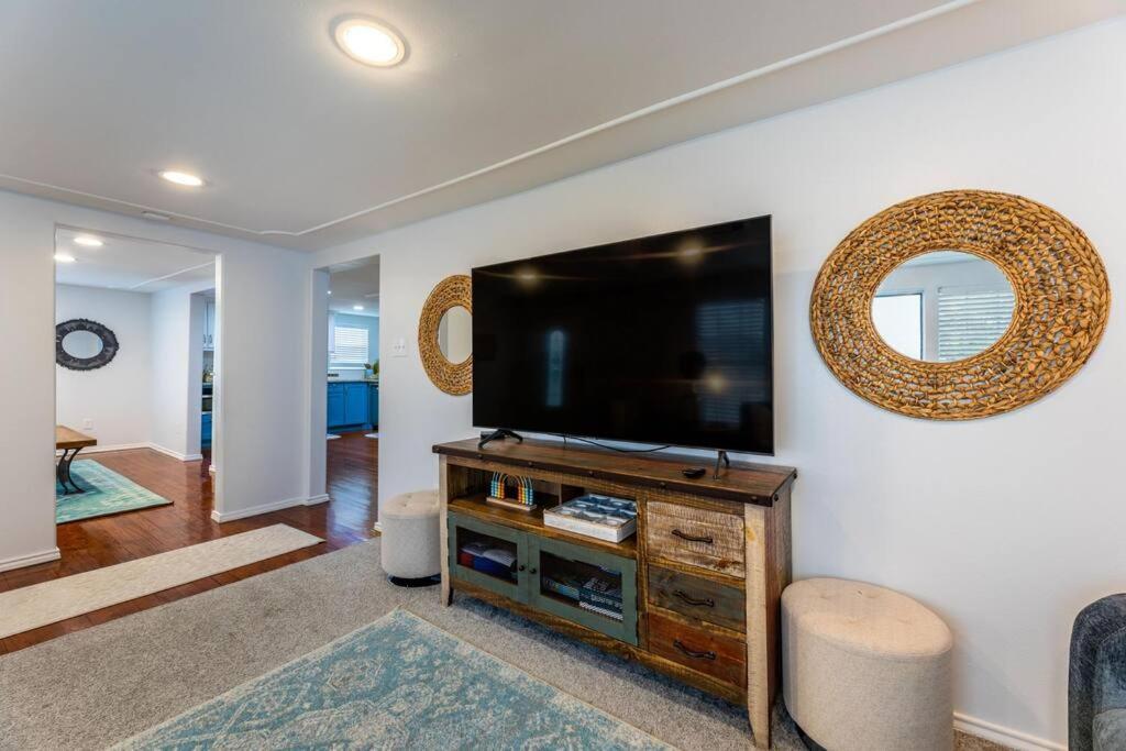 5/3 With A Heated Pool 2 Min From Beach, Updated Galveston Exteriör bild