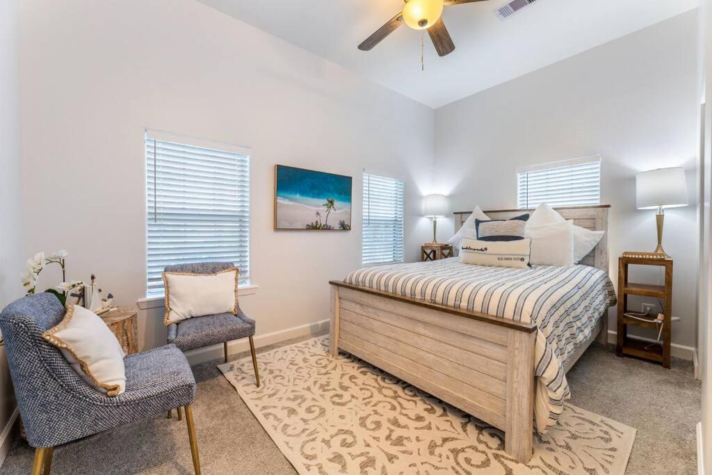 5/3 With A Heated Pool 2 Min From Beach, Updated Galveston Exteriör bild