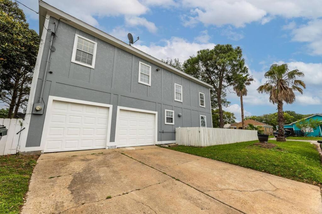 5/3 With A Heated Pool 2 Min From Beach, Updated Galveston Exteriör bild