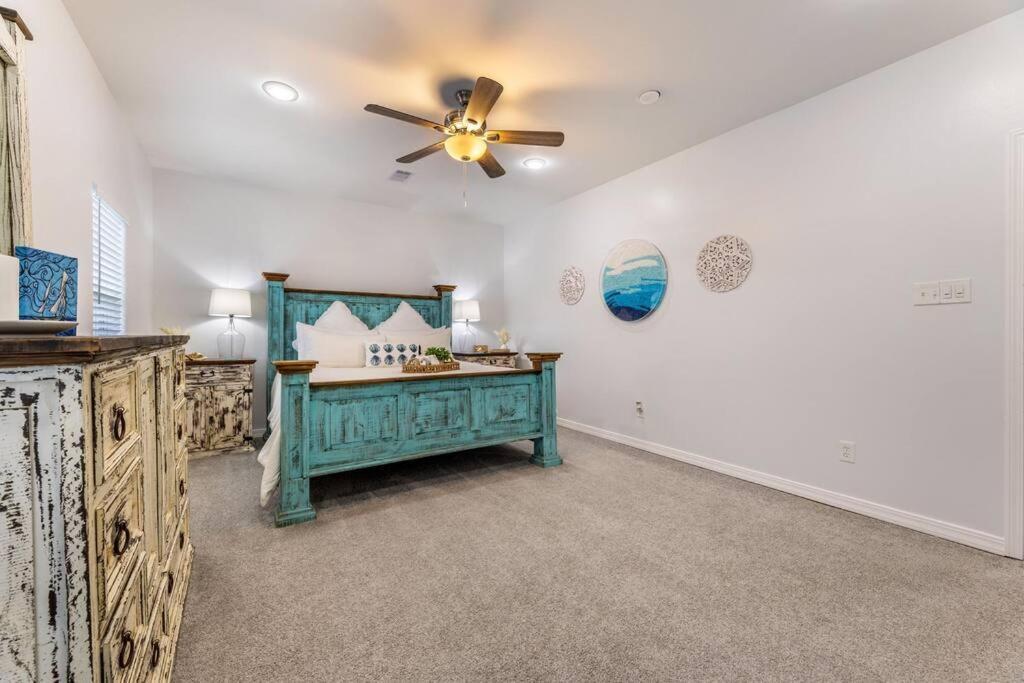 5/3 With A Heated Pool 2 Min From Beach, Updated Galveston Exteriör bild