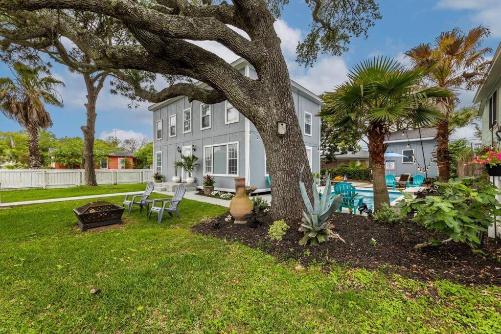 5/3 With A Heated Pool 2 Min From Beach, Updated Galveston Exteriör bild